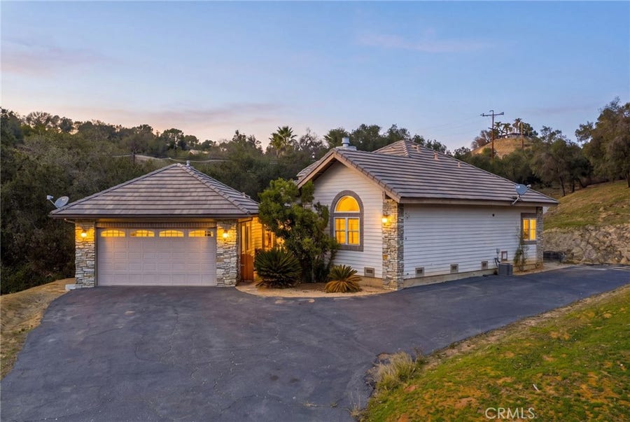 Property photo for 1686 Rice Canyon, Fallbrook, CA