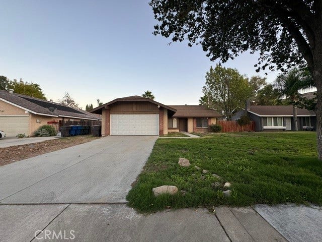 11562 Hartford Court, Riverside, CA 92503 11562 Hartford Court, Riverside, CA 92503
