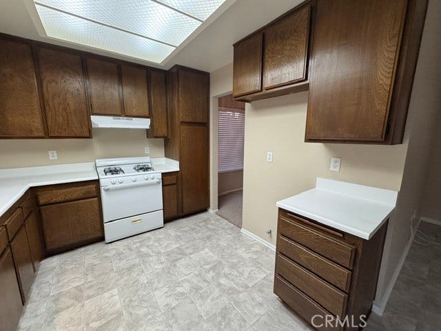 11562 Hartford Court, Riverside, CA 92503 11562 Hartford Court, Riverside, CA 92503