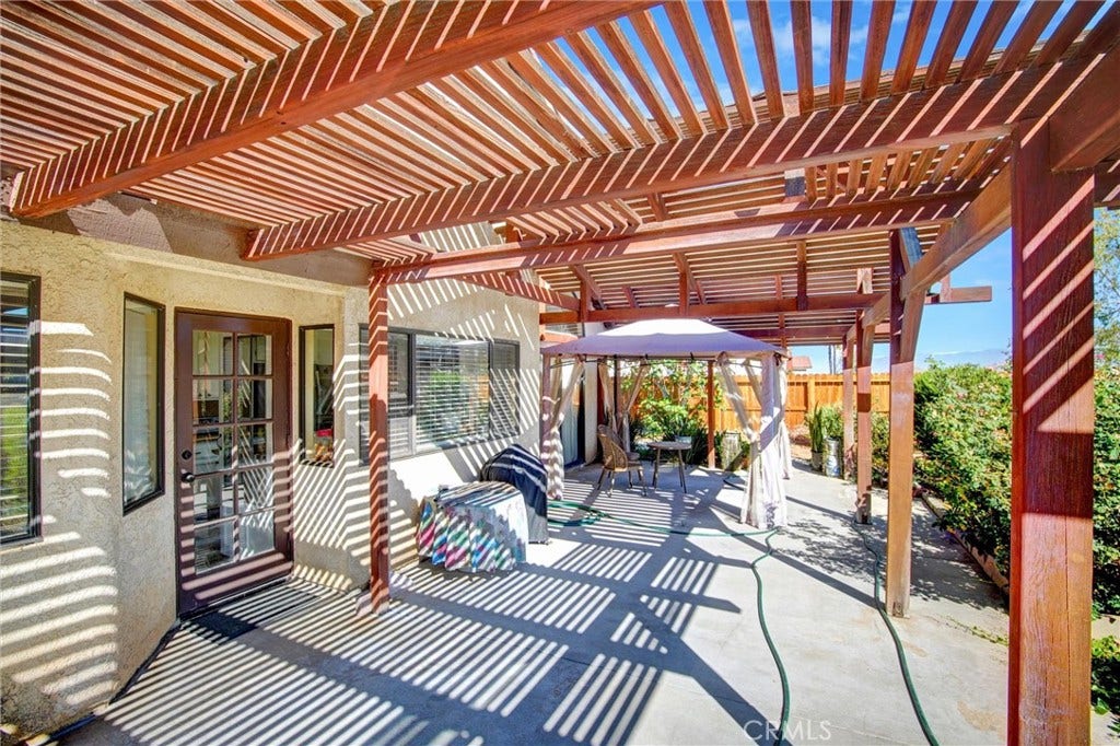 6560 Hemingway, Riverside, CA 92506 6560 Hemingway, Riverside, CA 92506