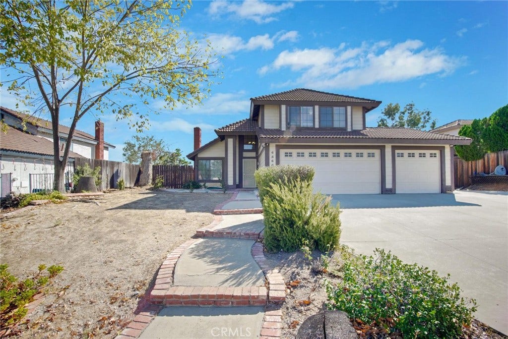 6560 Hemingway, Riverside, CA 92506 6560 Hemingway, Riverside, CA 92506