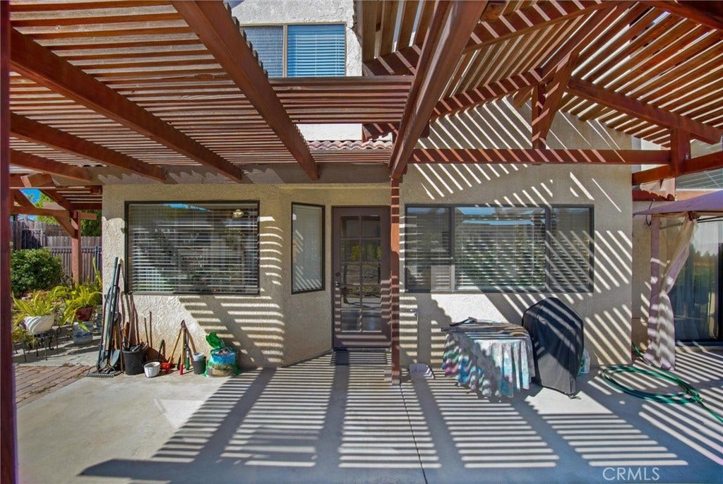 6560 Hemingway, Riverside, CA 92506 6560 Hemingway, Riverside, CA 92506