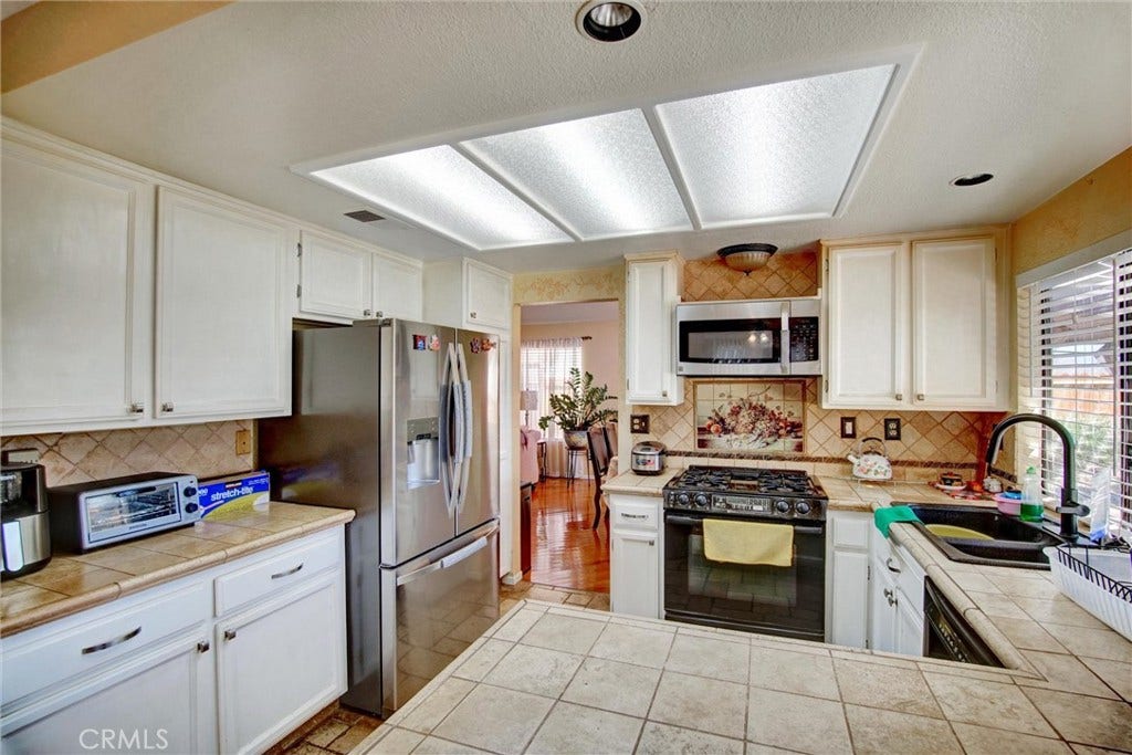 6560 Hemingway, Riverside, CA 92506 6560 Hemingway, Riverside, CA 92506