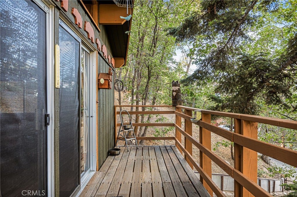 2151 Tank Road, Arrowbear, CA 92382 Deck off main floor
