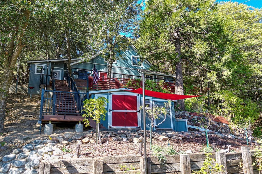 Property photo for 23600 Hillside, Crestline, CA