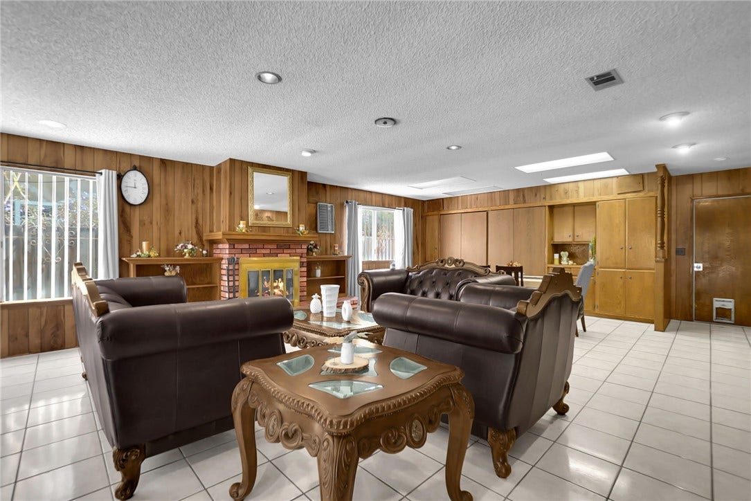 2158 Jane Street E, San Bernardino, CA 92404 2158 Jane Street E, San Bernardino, CA 92404