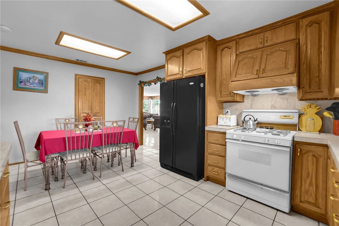 2158 Jane Street E, San Bernardino, CA 92404 2158 Jane Street E, San Bernardino, CA 92404