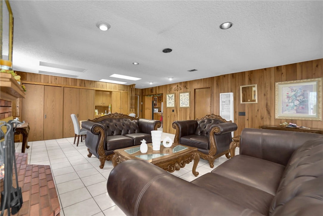 2158 Jane Street E, San Bernardino, CA 92404 2158 Jane Street E, San Bernardino, CA 92404