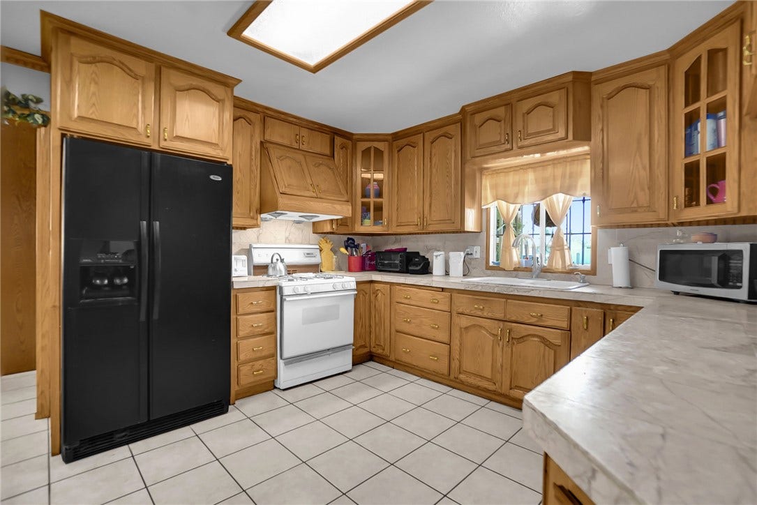 2158 Jane Street E, San Bernardino, CA 92404 2158 Jane Street E, San Bernardino, CA 92404