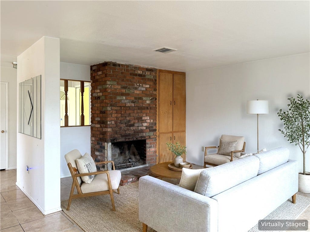 215 Ryan, Redlands, CA 92374 Virtual Stage