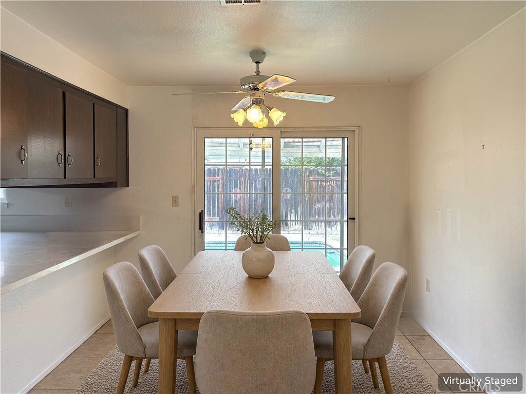 215 Ryan, Redlands, CA 92374 Virtual Stage