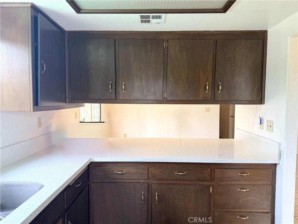 215 Ryan, Redlands, CA 92374 215 Ryan, Redlands, CA 92374