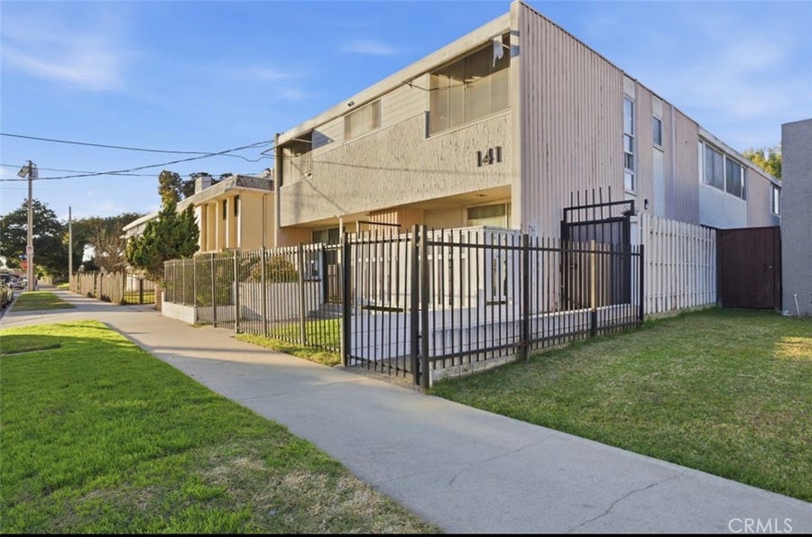 Property photo for 141 W Hillcrest, Inglewood, CA