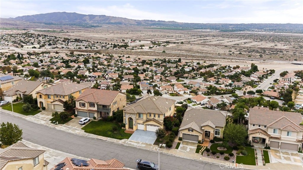 30017 Red Hill Road, Highland, CA 92346 30017 Red Hill Road, Highland, CA 92346
