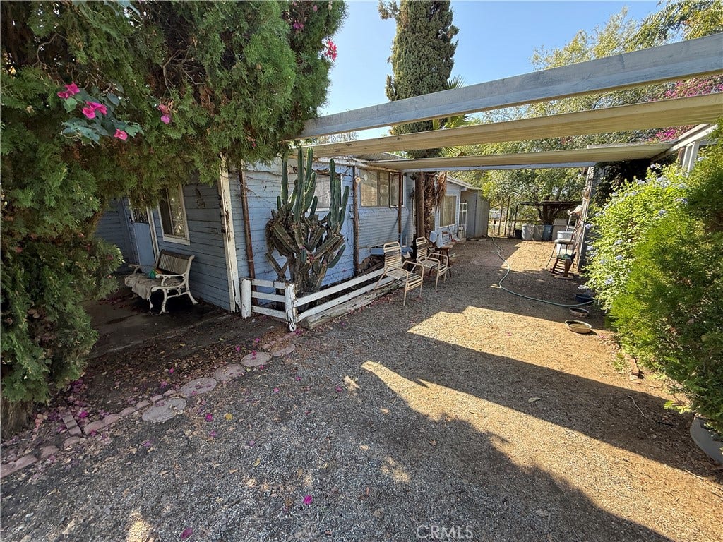6347 Lucretia, Jurupa Valley, CA 91752