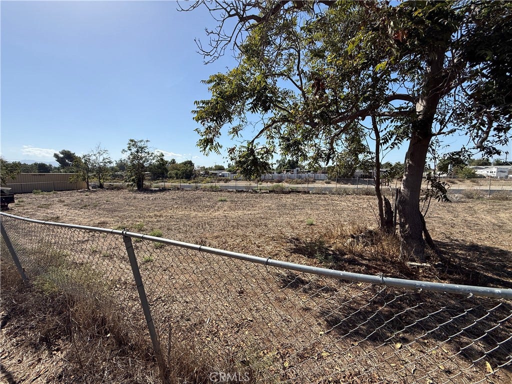 6347 Lucretia, Jurupa Valley, CA 91752