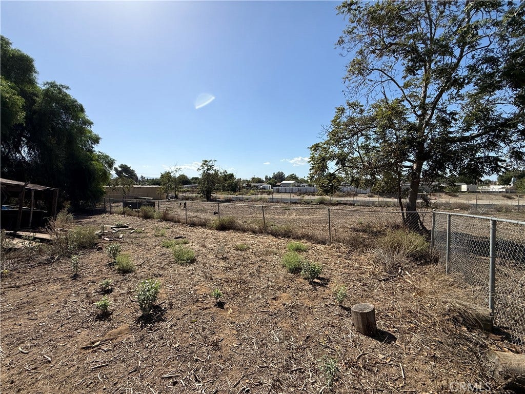 6347 Lucretia, Jurupa Valley, CA 91752