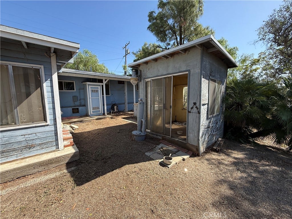 6347 Lucretia, Jurupa Valley, CA 91752