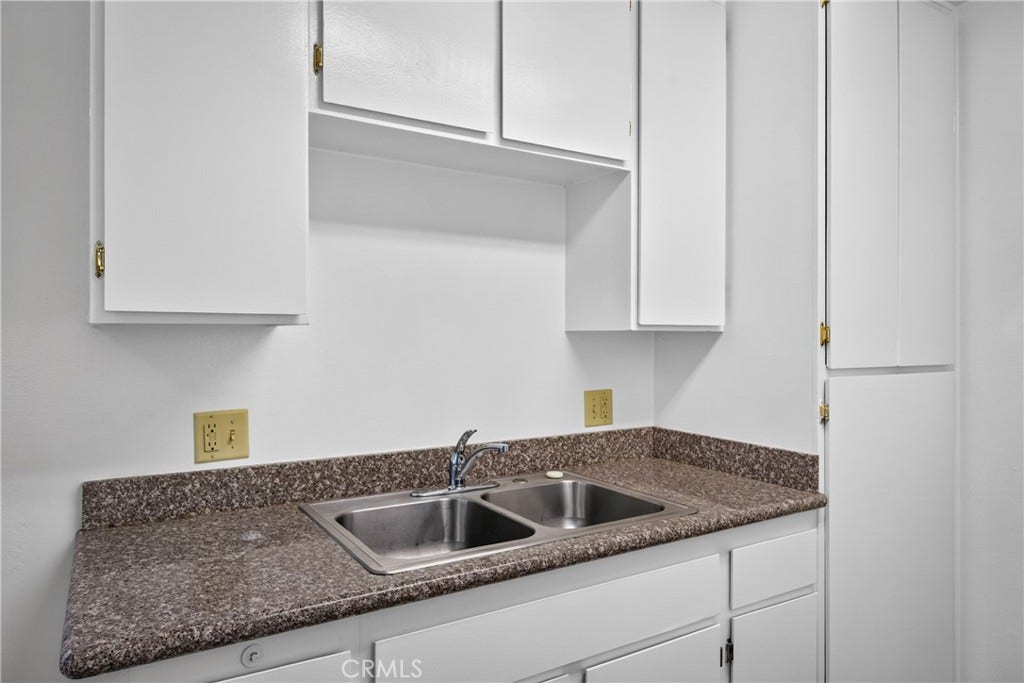 25422 Cole Street, Loma Linda, CA 92354 25422 Cole Street, Loma Linda, CA 92354