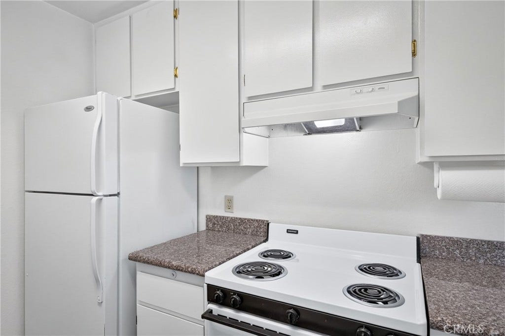 25422 Cole Street, Loma Linda, CA 92354 25422 Cole Street, Loma Linda, CA 92354