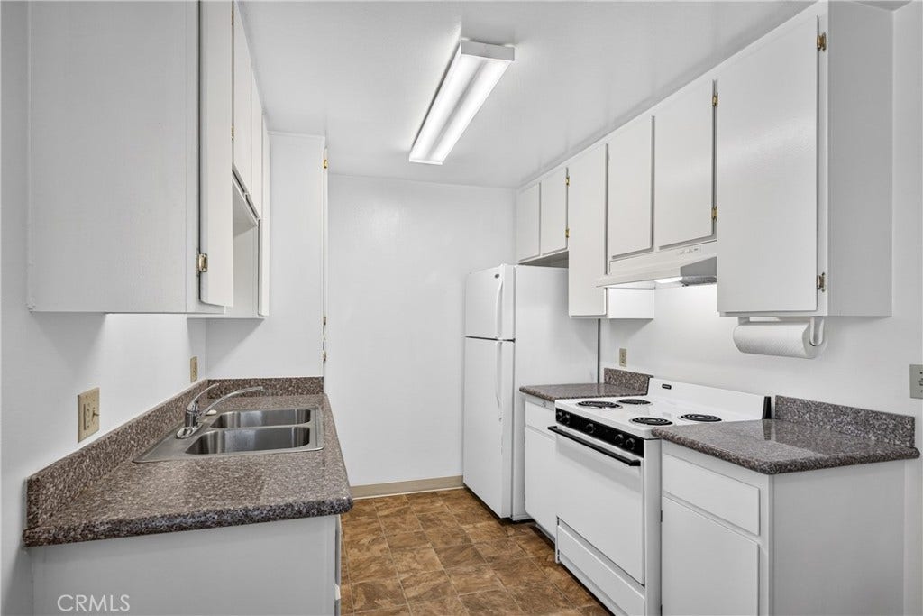 25422 Cole Street, Loma Linda, CA 92354 25422 Cole Street, Loma Linda, CA 92354