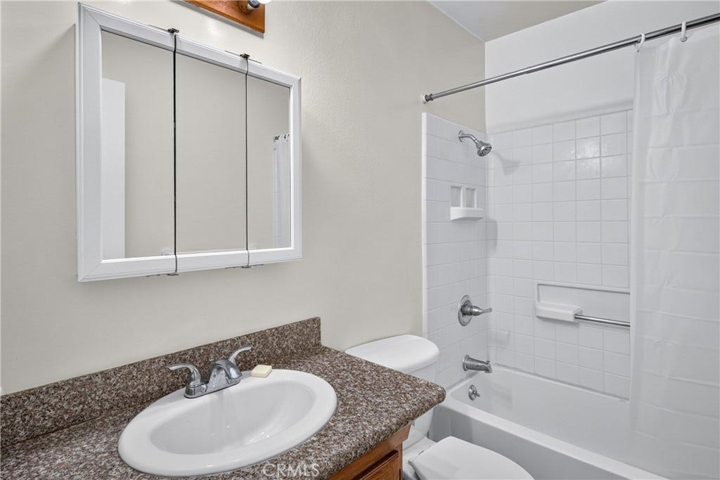 25422 Cole Street, Loma Linda, CA 92354 25422 Cole Street, Loma Linda, CA 92354