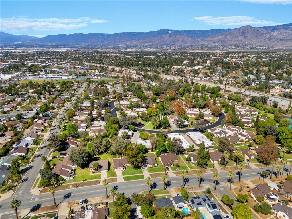 803 E Palm Avenue, Redlands, CA 92374 803 E Palm Avenue, Redlands, CA 92374