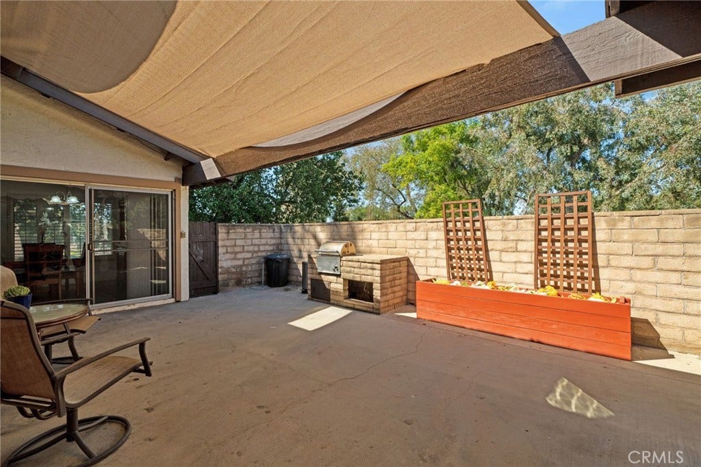 803 E Palm Avenue, Redlands, CA 92374 Backyard off primary bedroom and dinning room
