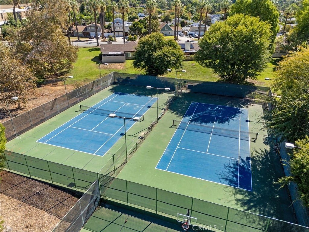 803 E Palm Avenue, Redlands, CA 92374 803 E Palm Avenue, Redlands, CA 92374