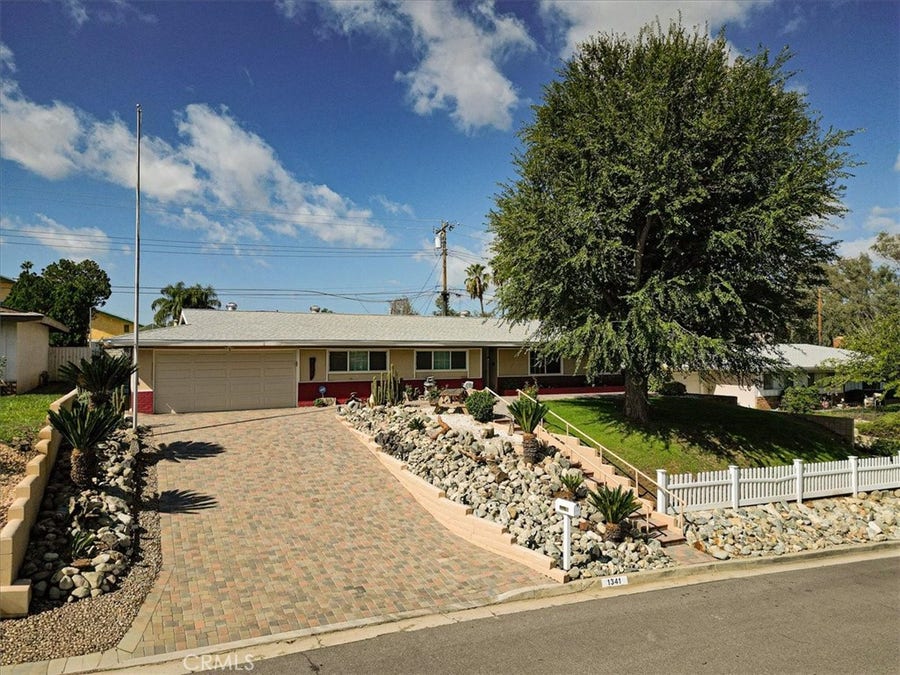 Property photo for 1341 San Miguel, Beaumont, CA
