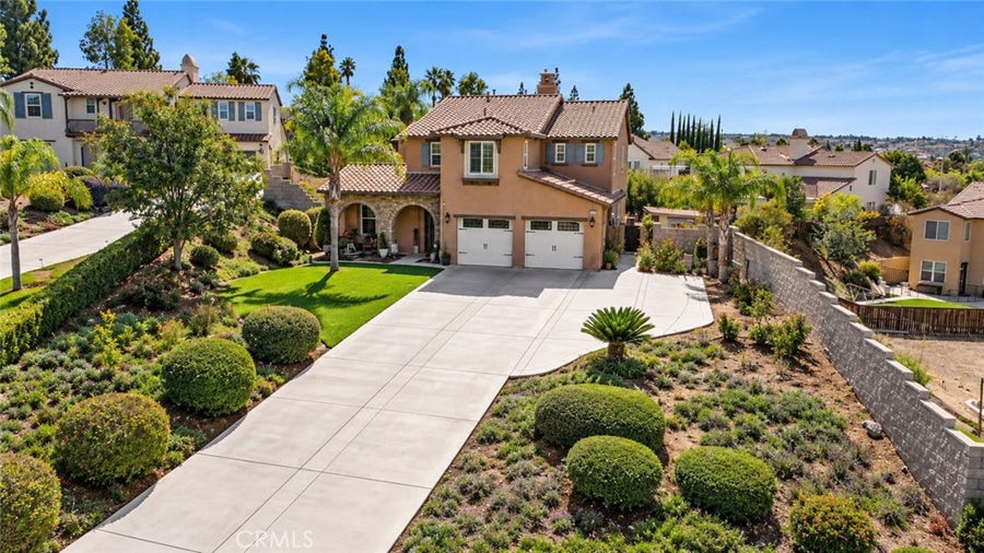 Property photo for 596 Hacienda Drive, Riverside, CA