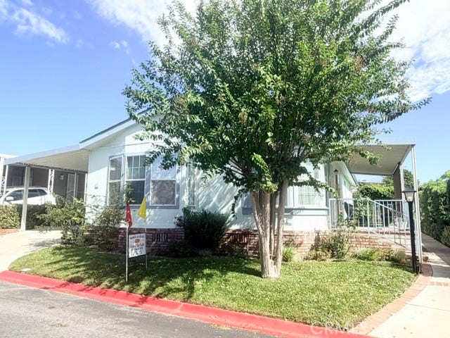 Property photo for 3850 Atlantic Avenue, #33, Highland, CA