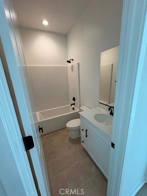 2832 Hillsten Road, Corona, CA 92883 2832 Hillsten Road, Corona, CA 92883