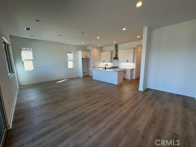 2832 Hillsten Road, Corona, CA 92883 2832 Hillsten Road, Corona, CA 92883