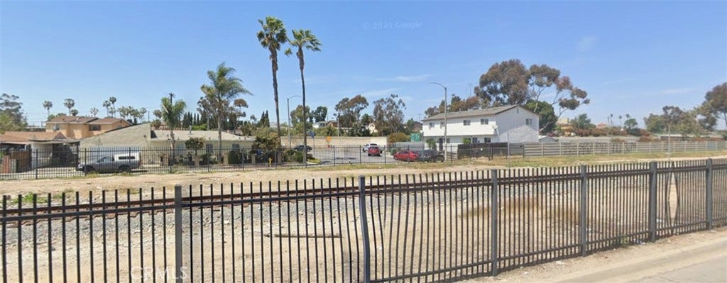 403 W 122nd Street, Los Angeles, CA 90061 403 W 122nd Street, Los Angeles, CA 90061