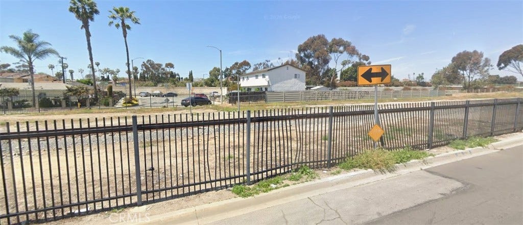 403 W 122nd Street, Los Angeles, CA 90061 403 W 122nd Street, Los Angeles, CA 90061