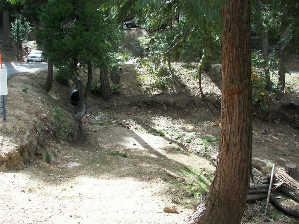23730 Lakeview, Crestline, CA 92325 23730 Lakeview, Crestline, CA 92325