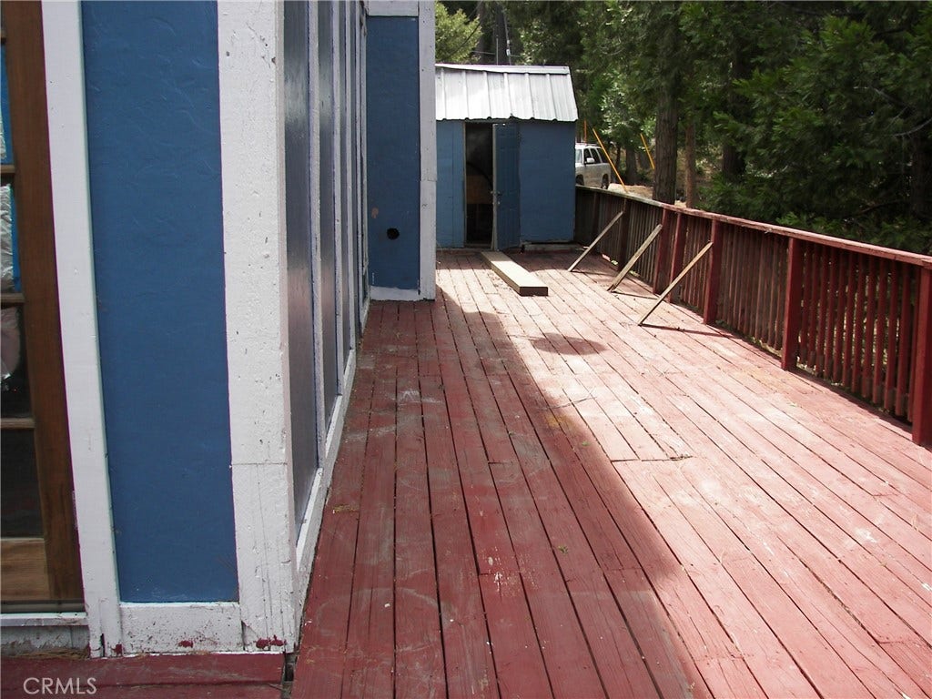 23730 Lakeview, Crestline, CA 92325 23730 Lakeview, Crestline, CA 92325