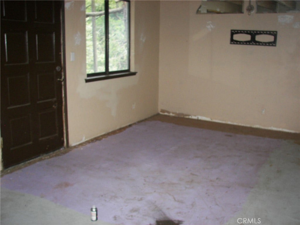 23730 Lakeview, Crestline, CA 92325 23730 Lakeview, Crestline, CA 92325