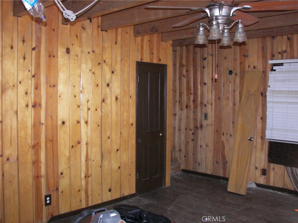 23730 Lakeview, Crestline, CA 92325 23730 Lakeview, Crestline, CA 92325