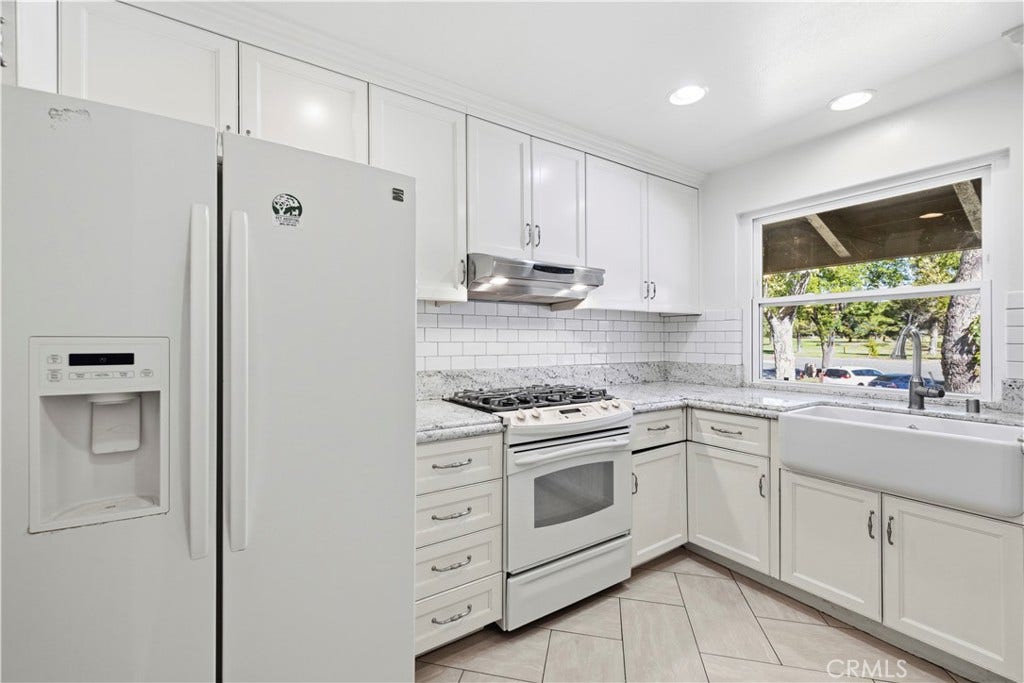 31584 Agoura, #3, Westlake Village, CA 91361 31584 Agoura, #3, Westlake Village, CA 91361