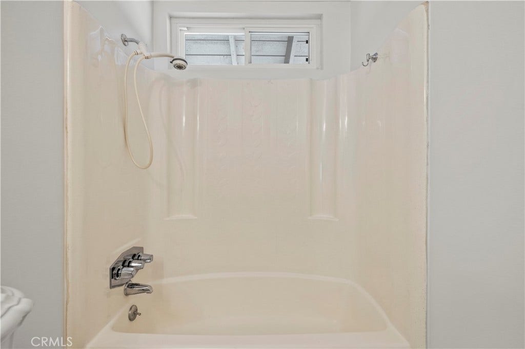 31584 Agoura, #3, Westlake Village, CA 91361 31584 Agoura, #3, Westlake Village, CA 91361