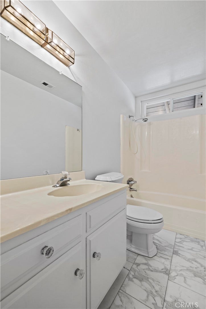 31584 Agoura, #3, Westlake Village, CA 91361 31584 Agoura, #3, Westlake Village, CA 91361