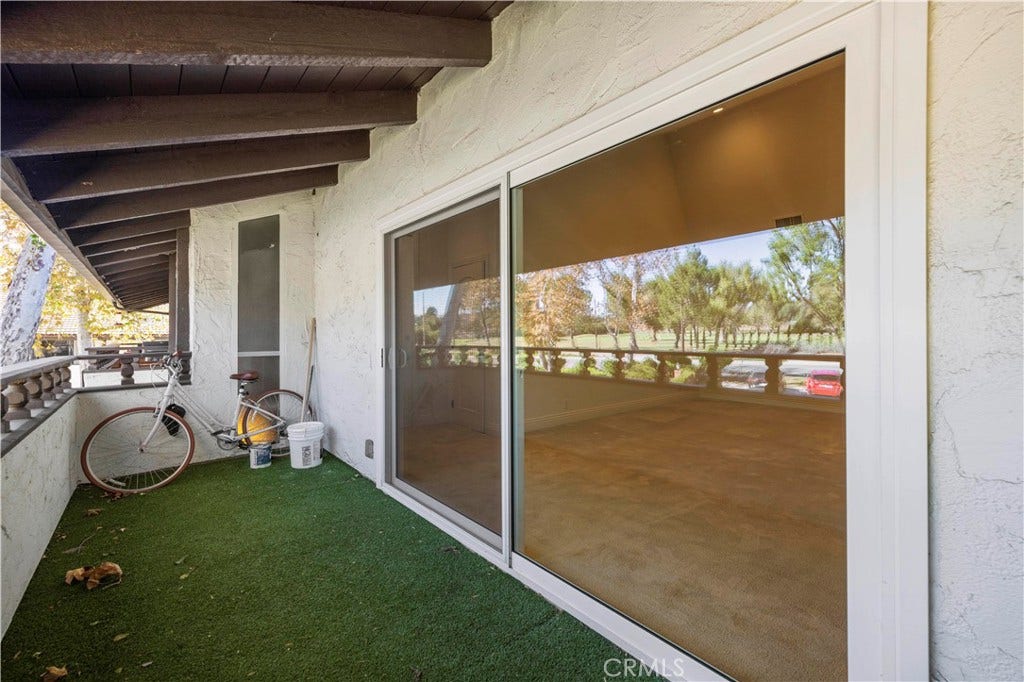31584 Agoura, #3, Westlake Village, CA 91361 31584 Agoura, #3, Westlake Village, CA 91361