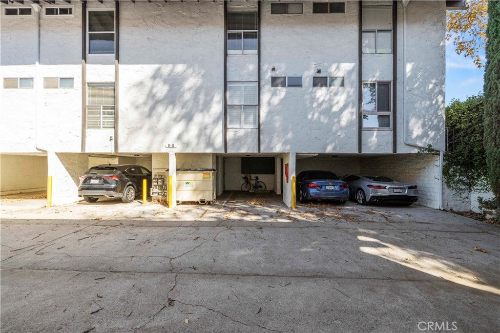 31584 Agoura, #3, Westlake Village, CA 91361 31584 Agoura, #3, Westlake Village, CA 91361