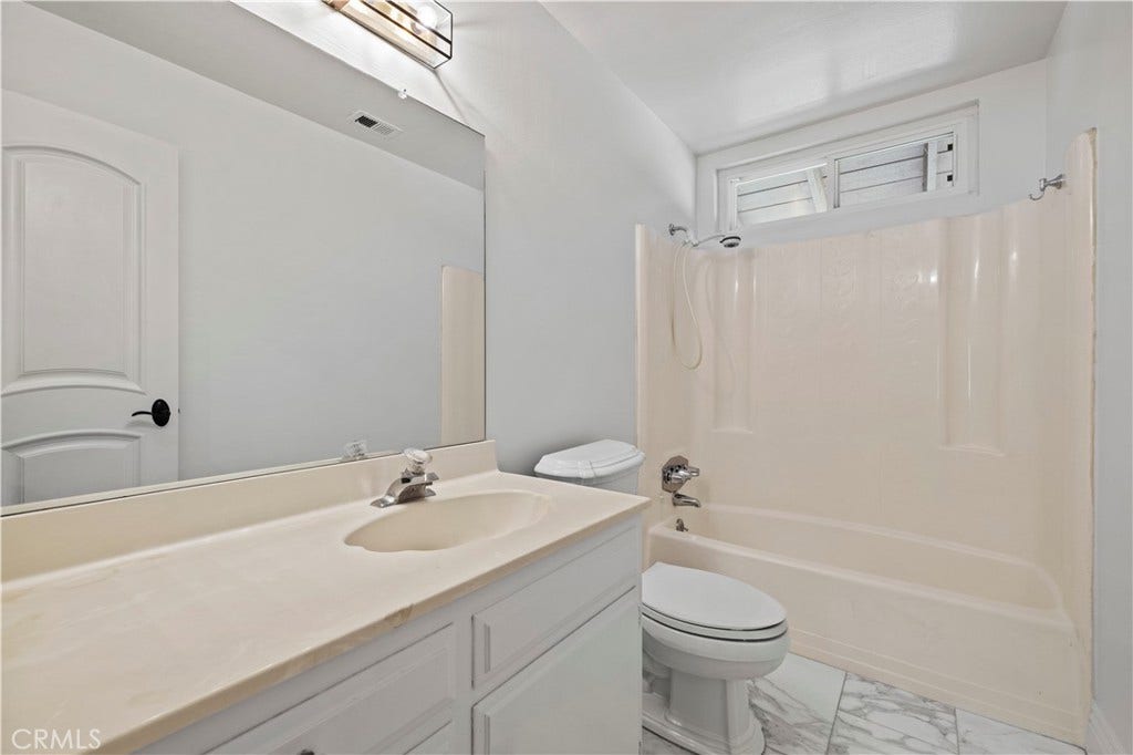 31584 Agoura, #3, Westlake Village, CA 91361 31584 Agoura, #3, Westlake Village, CA 91361