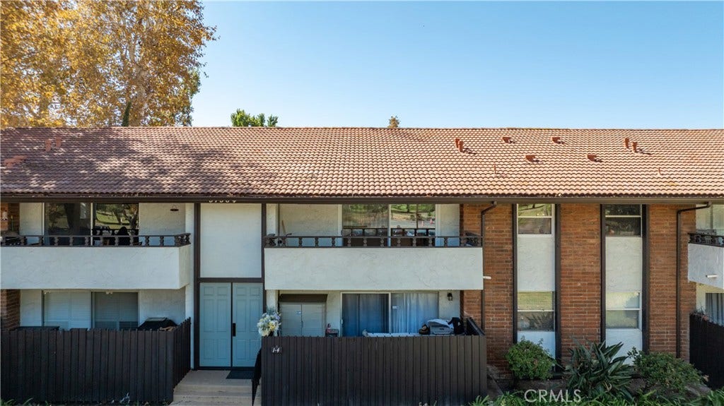 31584 Agoura, #3, Westlake Village, CA 91361 31584 Agoura, #3, Westlake Village, CA 91361