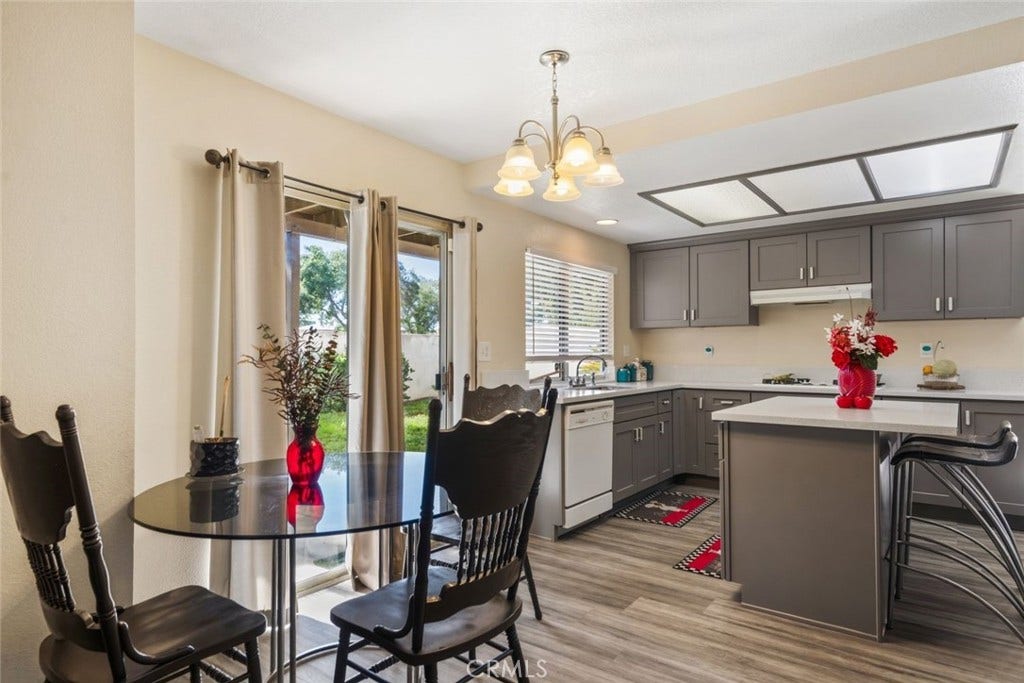 25821 Via Kannela, Moreno Valley, CA 92551 25821 Via Kannela, Moreno Valley, CA 92551
