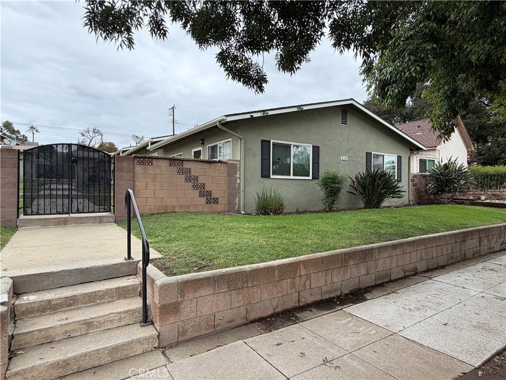 213 W 4th Street, #3, San Dimas, CA 91773 213 W 4th Street, #3, San Dimas, CA 91773
