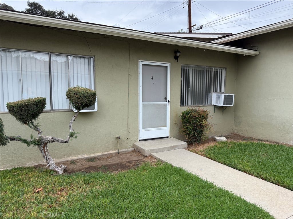 217 W 4th Street, #4, San Dimas, CA 91773 217 W 4th Street, #4, San Dimas, CA 91773